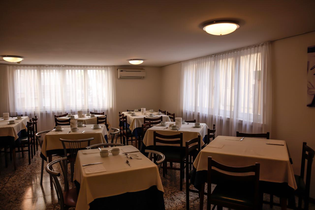 Hotel Venus Rimini Eksteriør billede